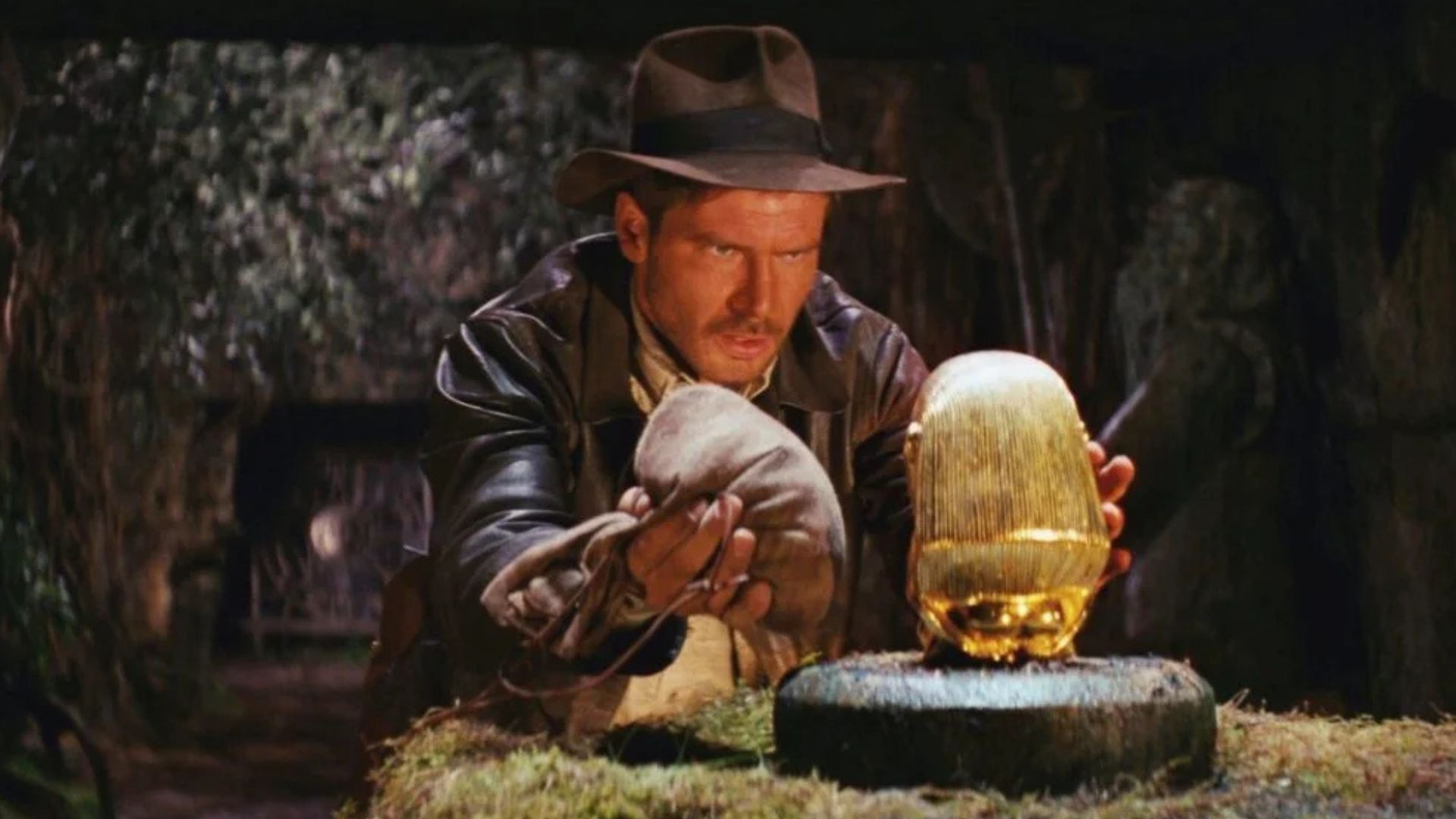 La extracción del ídolo peruano (Los cazadores del arca perdida, 1981)