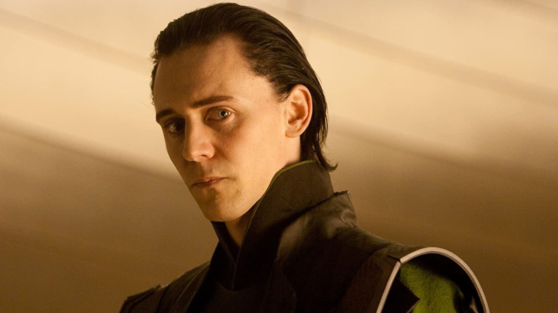Tom Hiddleston casi es Thor