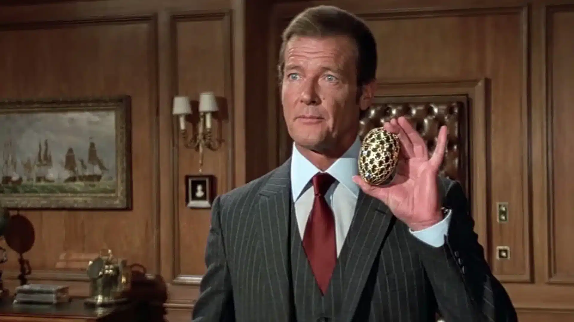 Roger Moore James Bond películas