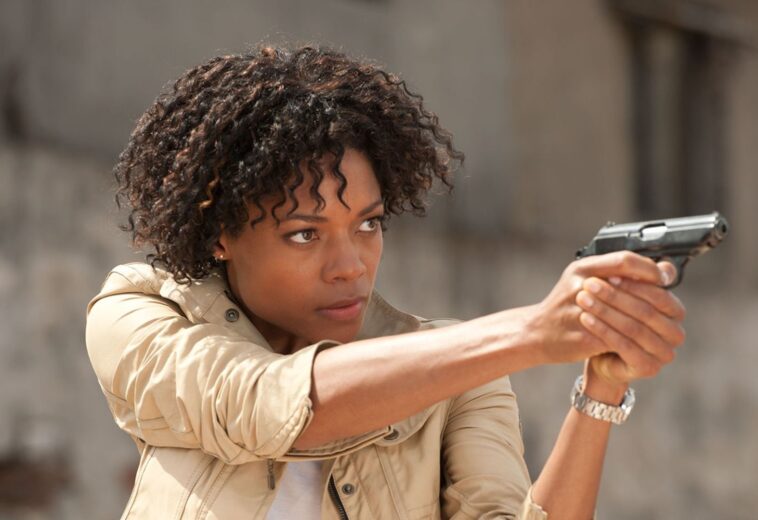 Naomie Harris reflexiona y agradece no haber sido una chica Bond