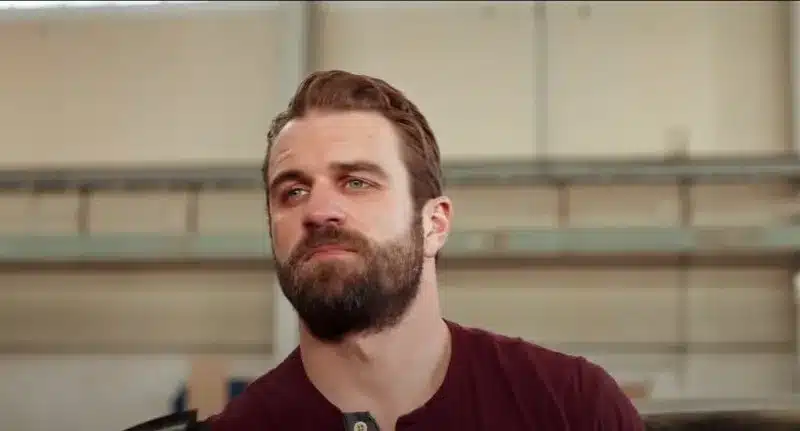 milo gibson en escena de all the devil's men