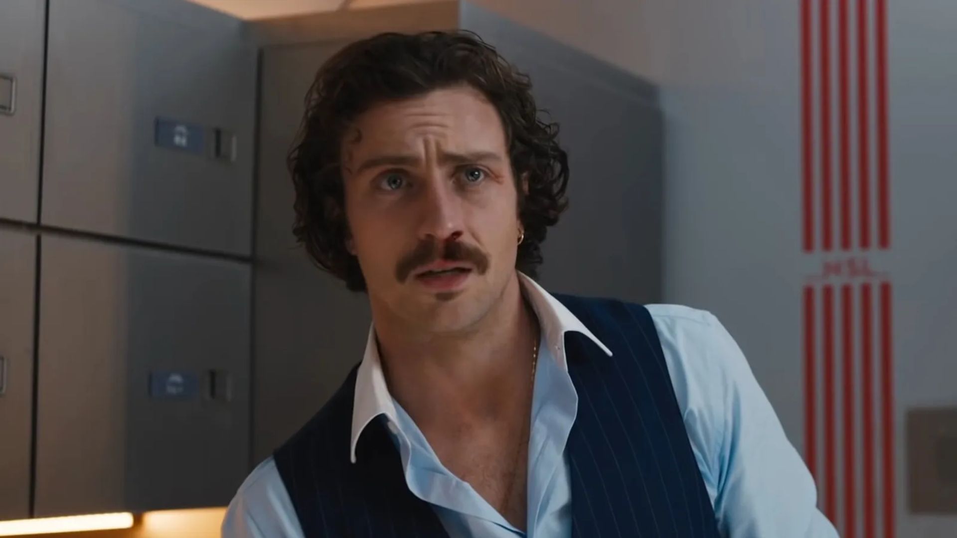 aaron taylor johnson retrato en pelicula bullet train