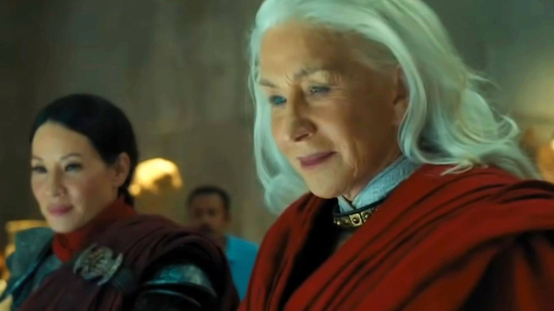 helen mirren feliz por participar en shazam la furia de los disoses stills 6