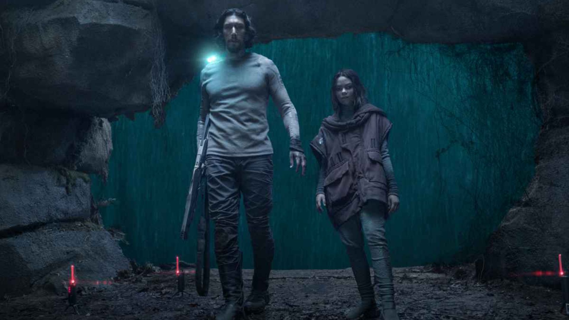 ¡Adam Driver con dinosaurios! Ve el nuevo adelanto del thriller 65 Al