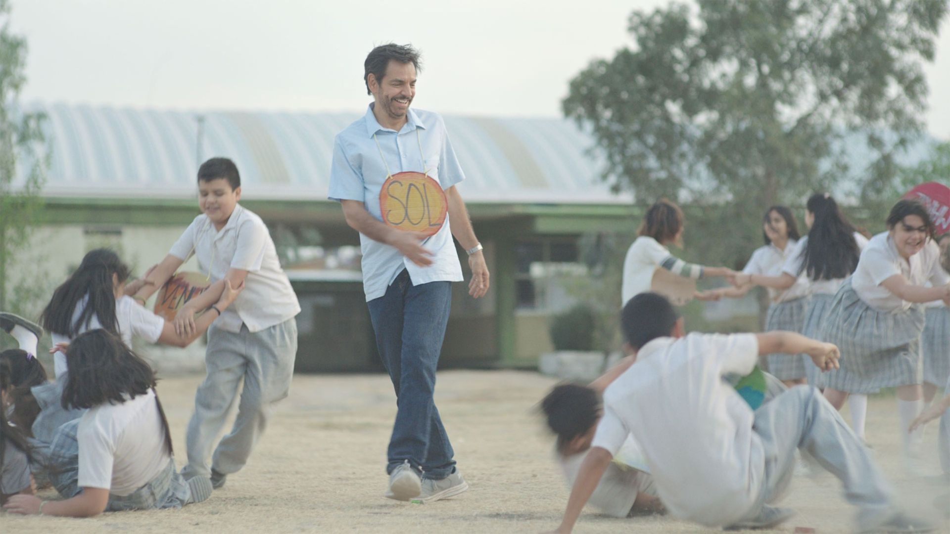 eugenio derbez nueva pelicula radical estrenada en sundance 4