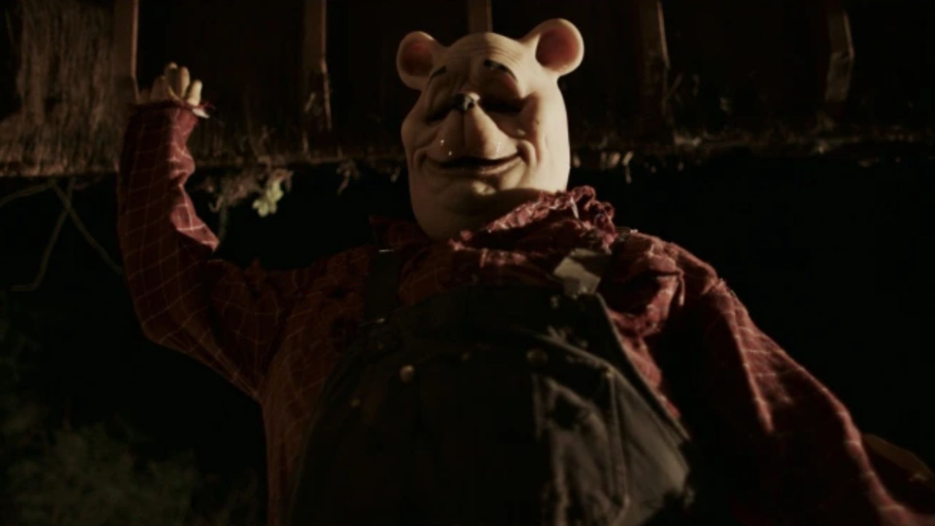 winnie the pooh sangre y miel pelicula de horror slasher adaptacion stills (7)