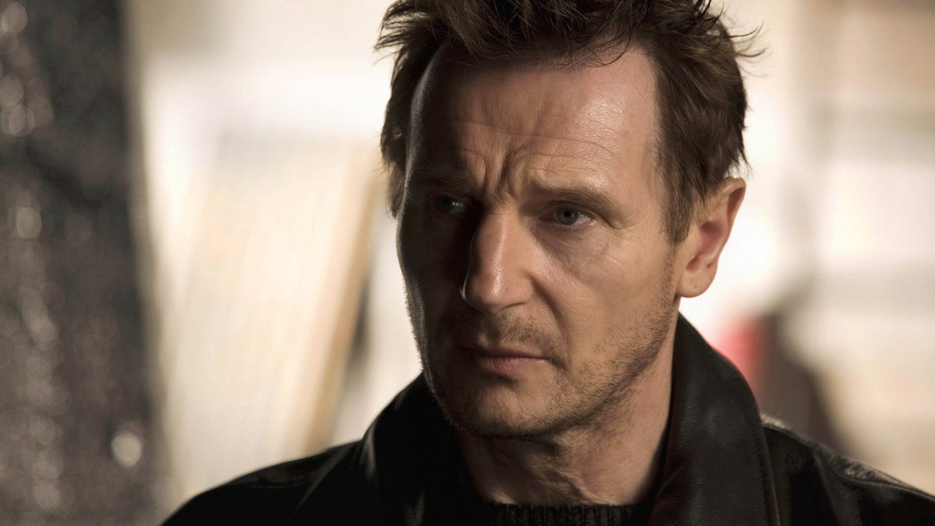 liam neeson taken busqueda implacable james bond 007