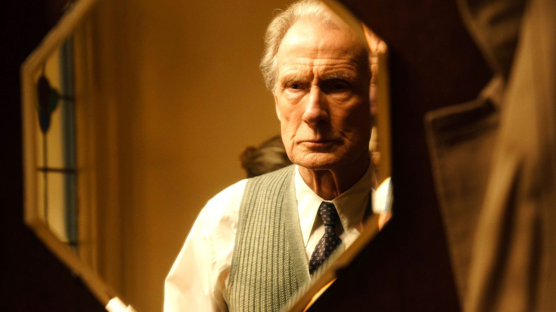 Por qué ver Vivir con Bill Nighy, película nominada al Óscar 