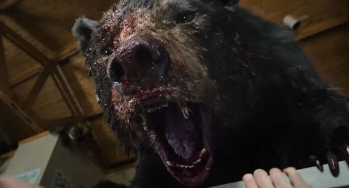 oso intoxicado nuevo clip humor terror stills pelicula cocaine bear