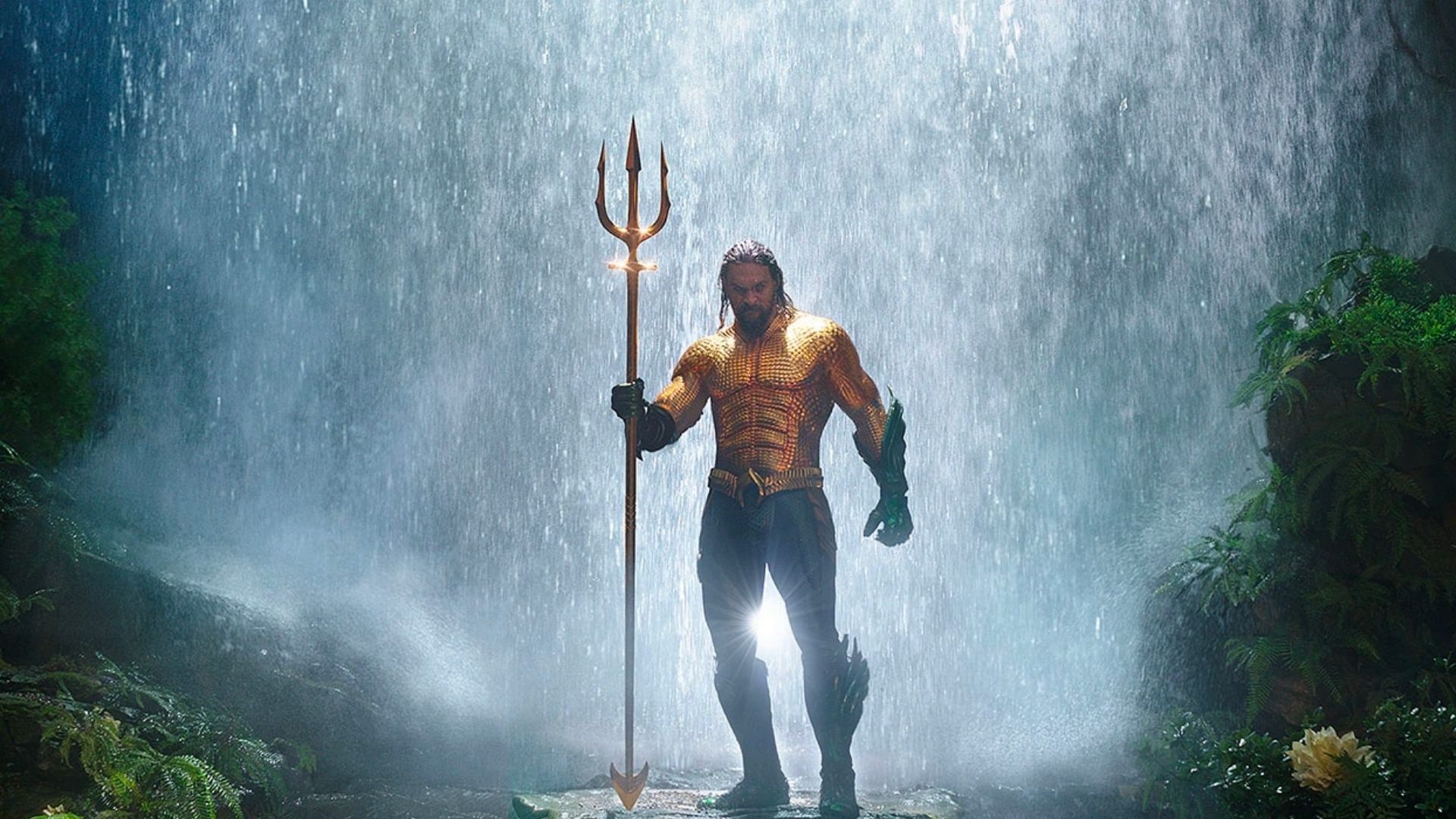 -jason-momoa-cree-que-aquaman-seguira-en-el-dcu