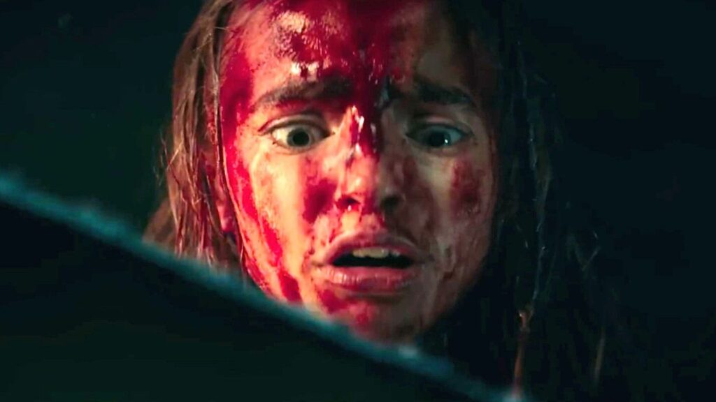 Bloody hell! Evil Dead: El Despertar contrató a una cocina industrial para hacer galones de sangre falsa