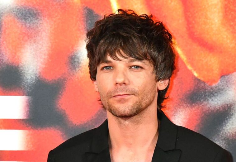 ¡Se derriten por él! Miles de fans reciben a Louis Tomlinson en premiere de su documental en CDMX