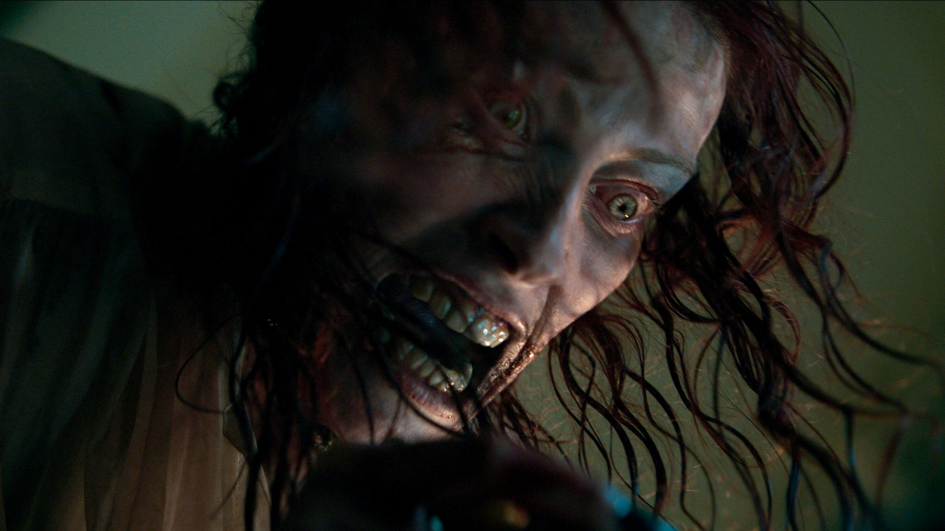 -evil-dead-imagen-de-la-pelicula