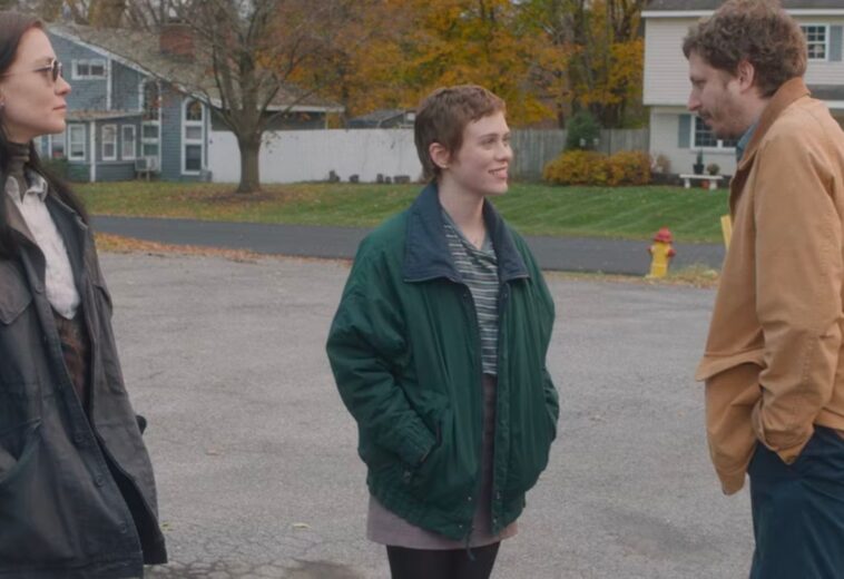 ¡De vuelta al cine indie! Tráiler de The Adults con Michael Cera y Sophia Lillis