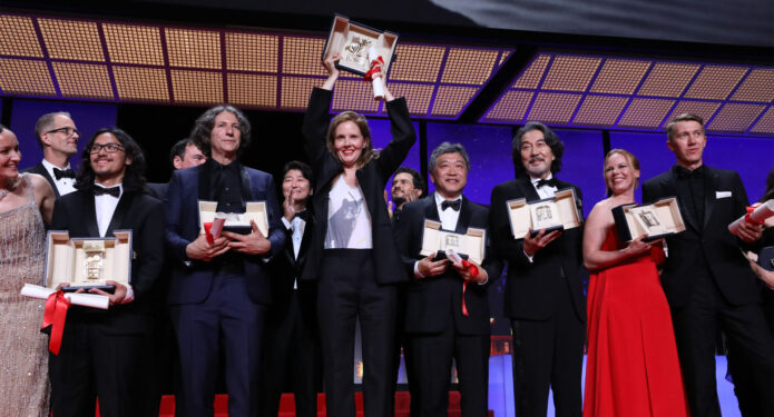 Anatomía de una caída gana la Palma de Oro en Cannes 2023 Jane Fonda entrega premio