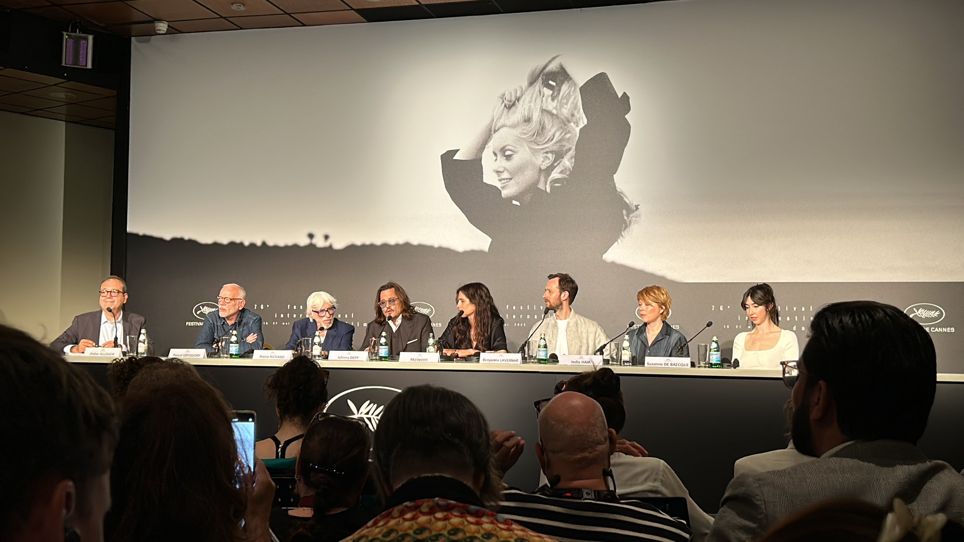 Conferencia de prensa Jeanne du Barry Cannes 2023 Johnny Depp