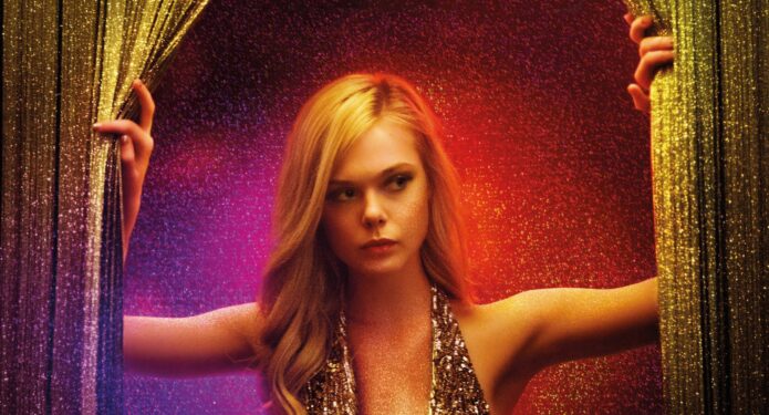 Elle Fanning en poster promocional de Neon Demon