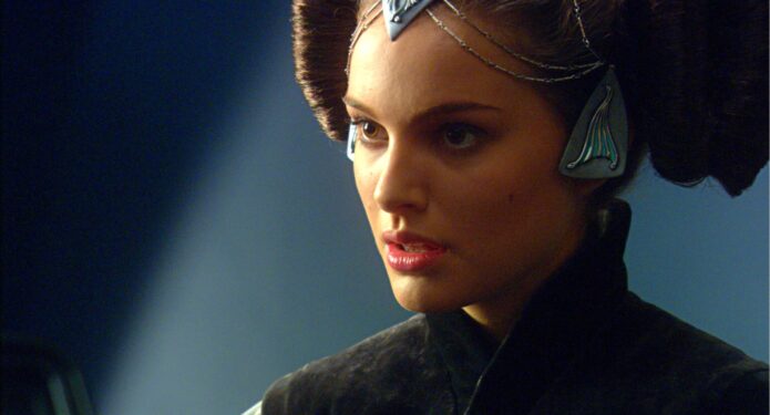 Natalie Portman como Padmé Amidala en Star Wars Episodio II El ataque de los clones