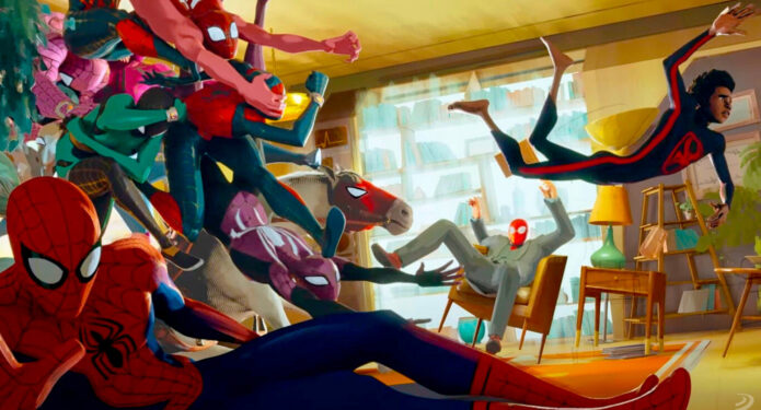 Spider-Verse coleccionables de Cinépolis vaso y llavero