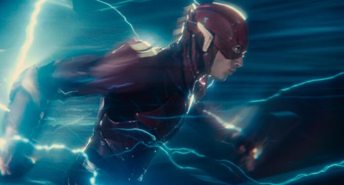 Ezra Miller como The Flash en The Flash del DC Universe