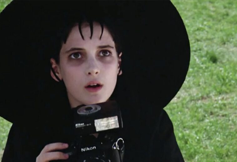 ¡No pierde su mood gótico! Primeras imágenes de Beetlejuice 2 presentan el regreso de Winona Ryder