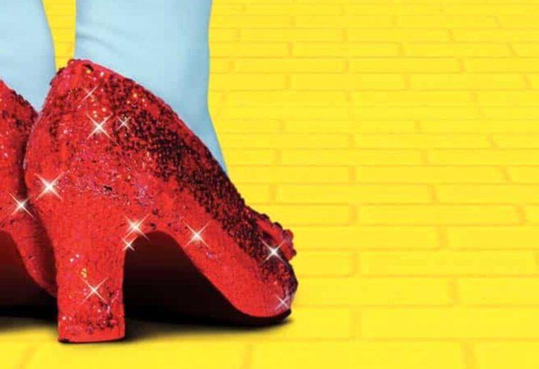 ¡No hay lugar como la cárcel! Detienen a hombre que se robó las zapatillas rojas de El Mago de Oz