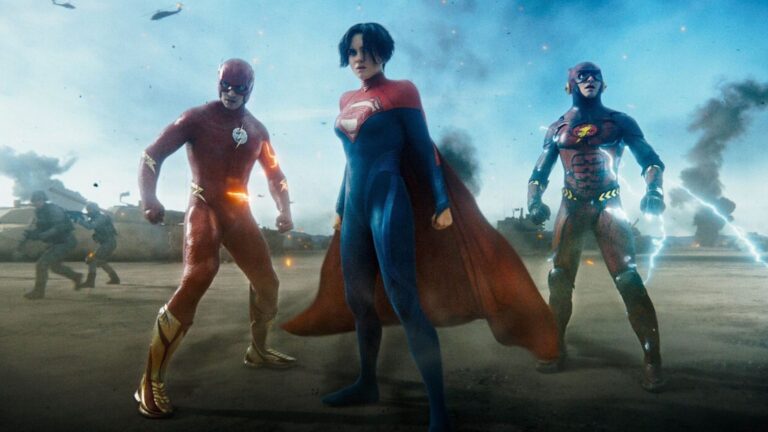 Flash Supergirl viajes temporales datos