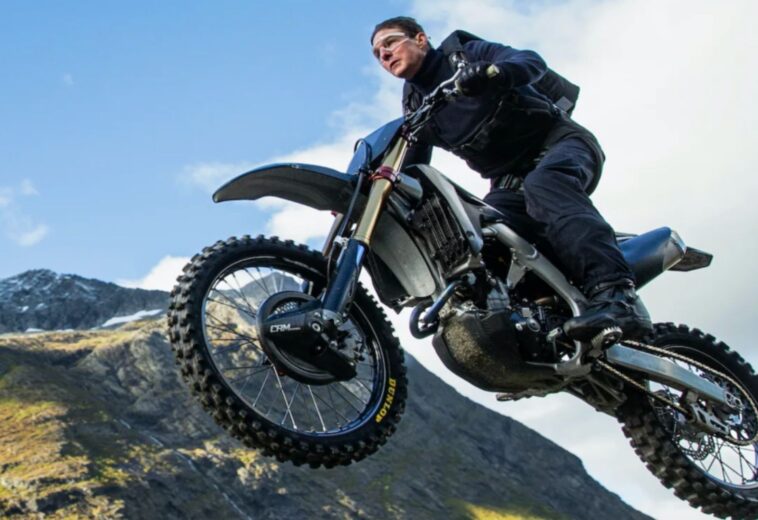 Moto Tom Cruise