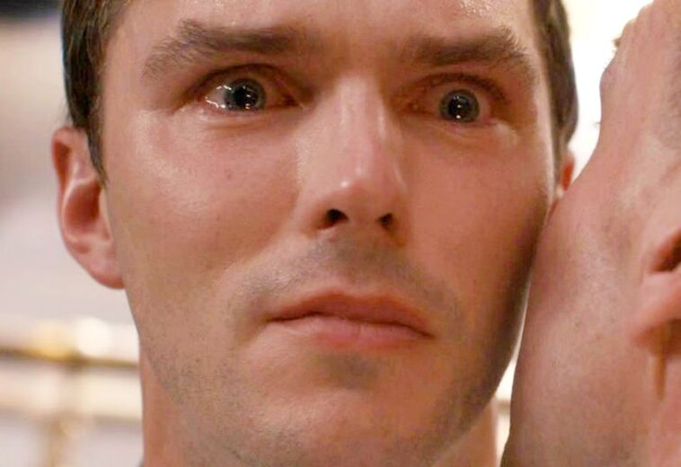Nicholas Hoult Superman y Batman cast