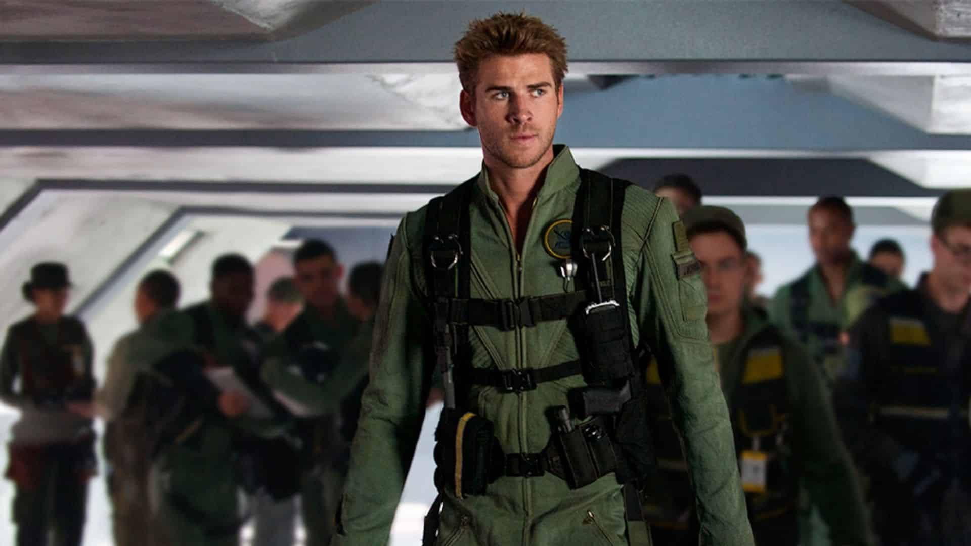 liam hemsworth still pelicula dia de la independencia 2