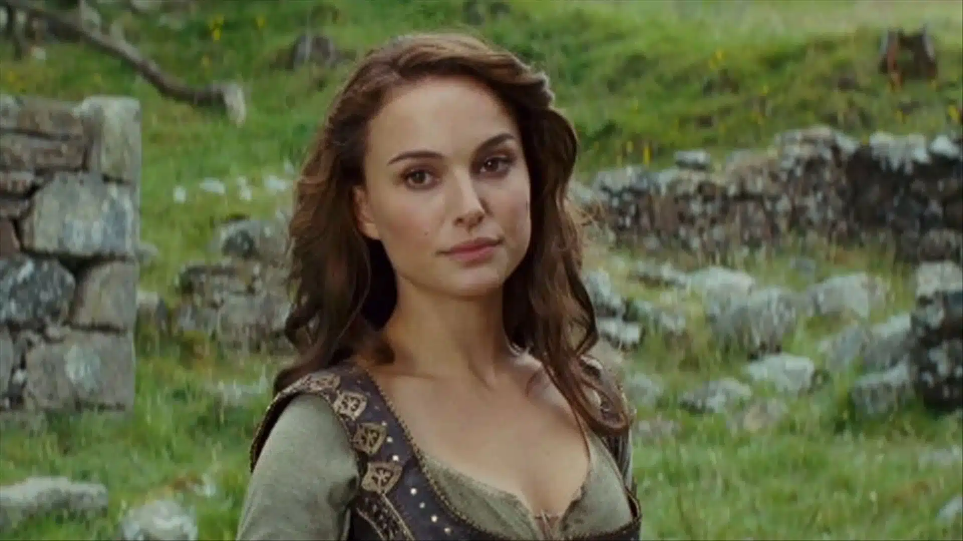 natalie-portman-luciendo-decepcionada-actriz-de-estatura-baja