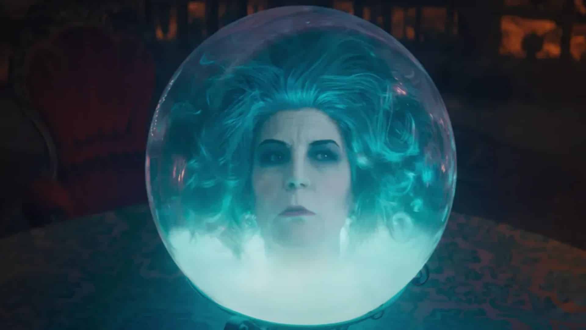 madame-leota-es-jamie-lee-curtis