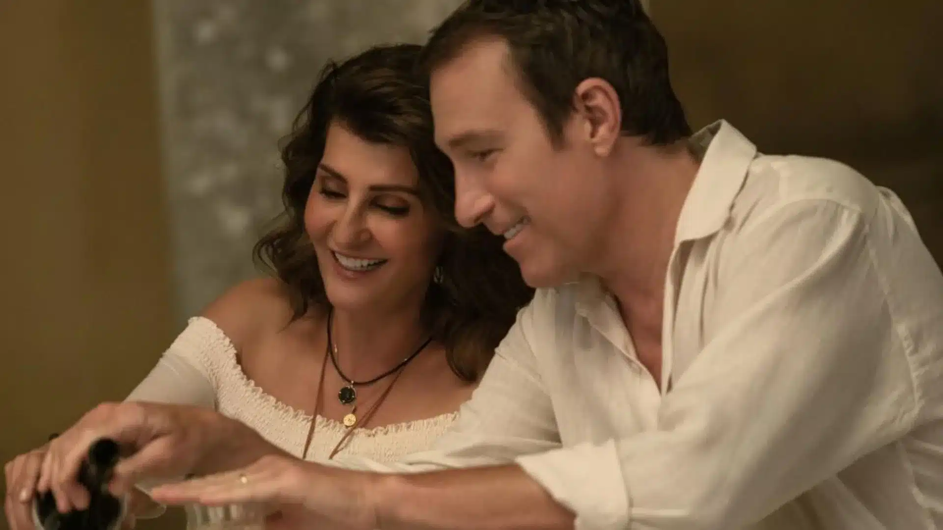 john-corbett-aplaude-nia-vardalos-casarse-esta-en-griego-3