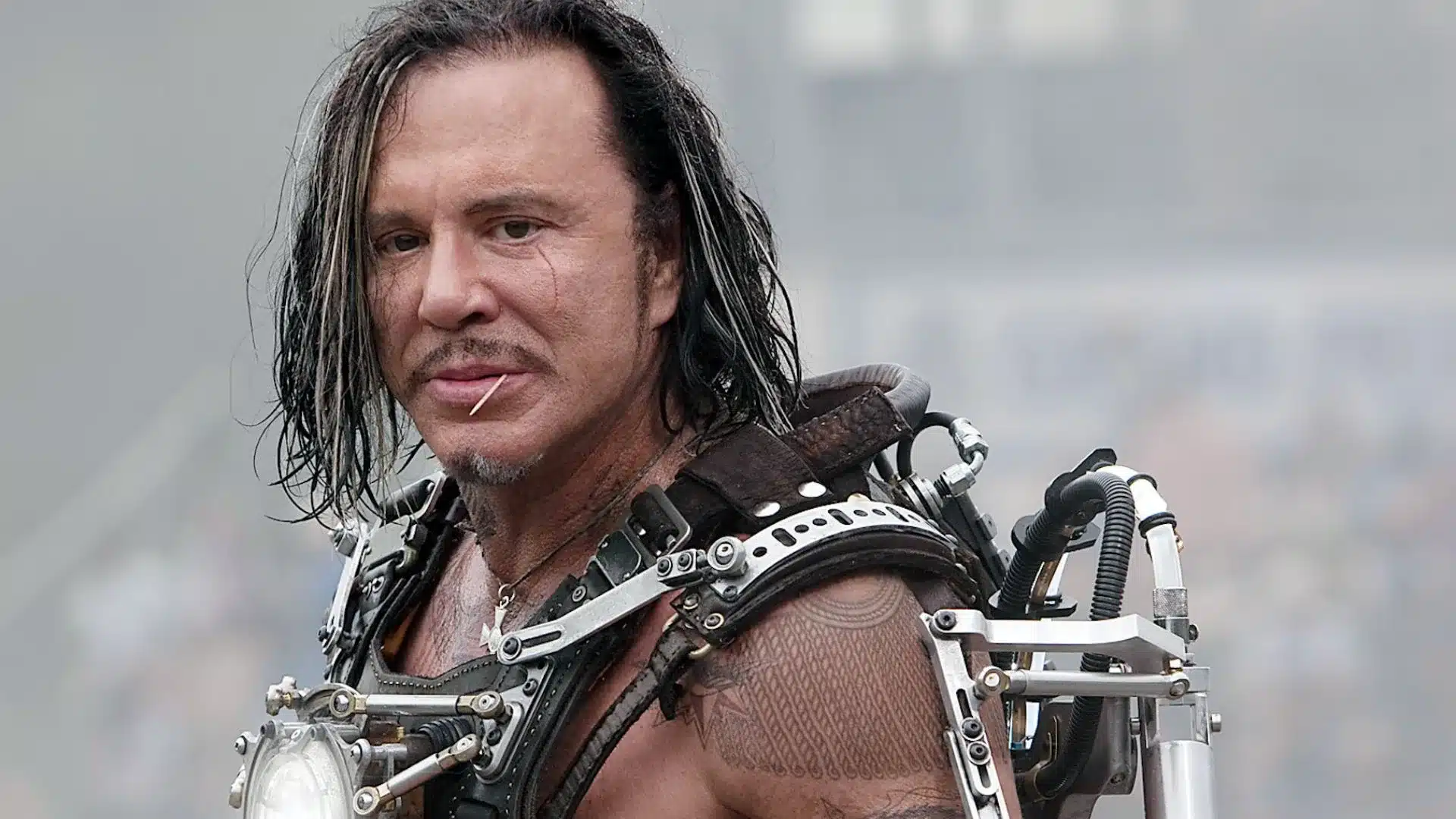 mickey-rourke-en-iron-mas-2