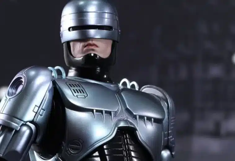 ¡Otra que se le va! Neill Blomkamp habla sobre sus planes para Robocop Returns