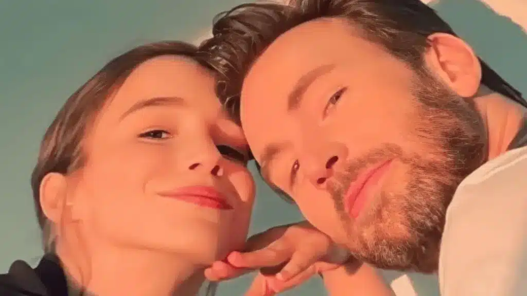 Chris Evans se casó con su novia Alba Baptista