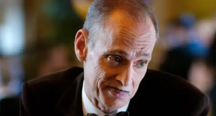 john-waters-tendra-su-estrella-en-el-paseo-de-la-fama-de-hollywood