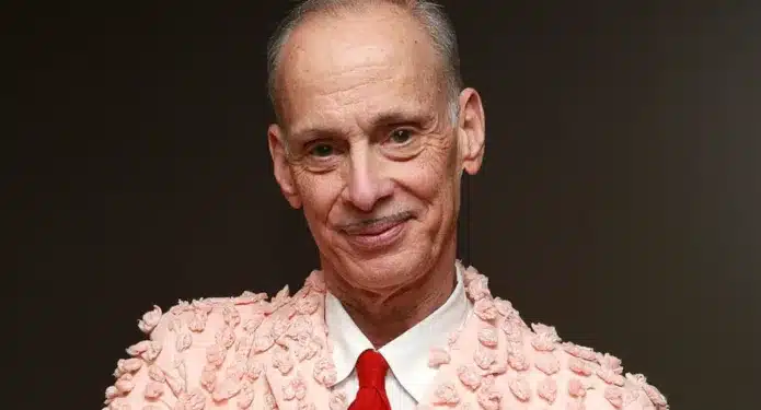 John waters-tiene-exhibicion-en-museo-de-la-academia