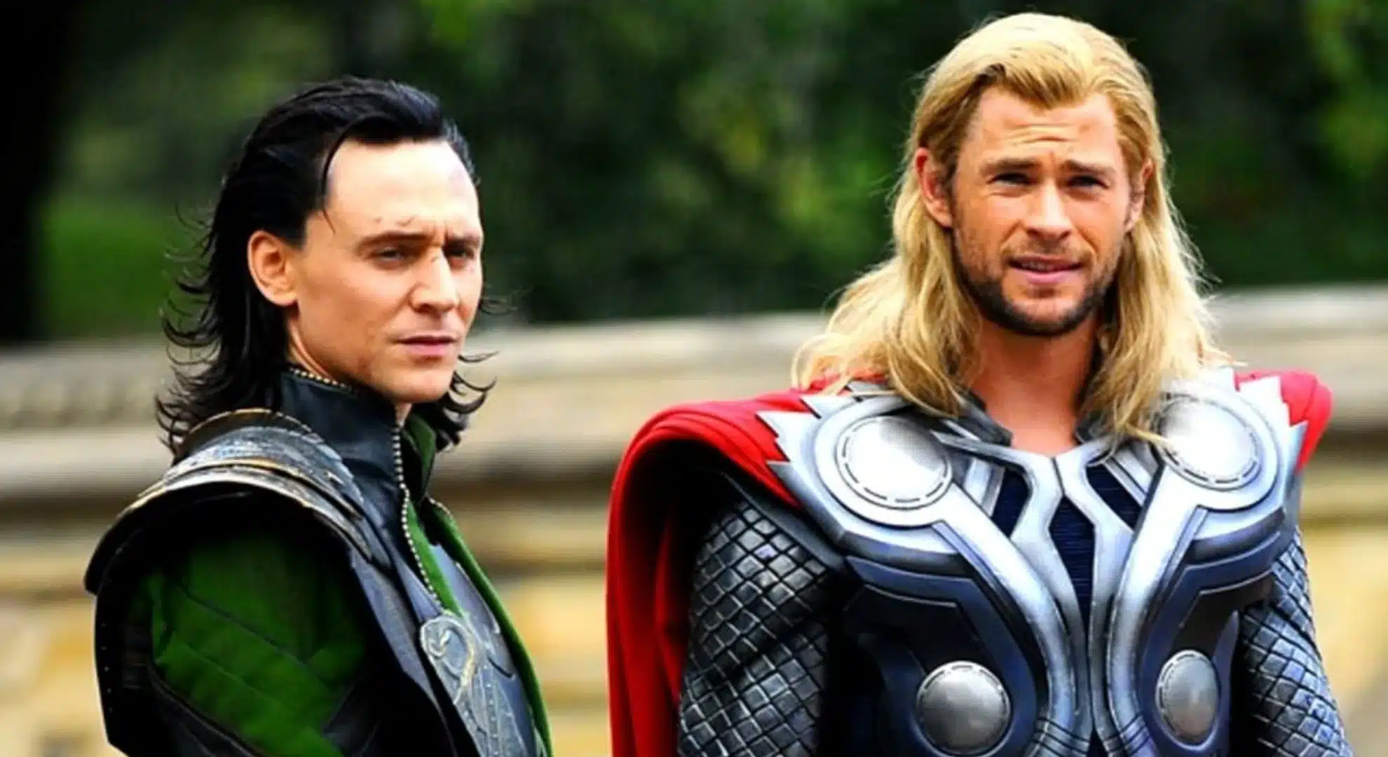 Chris Hemsworth y Tom Hiddleston