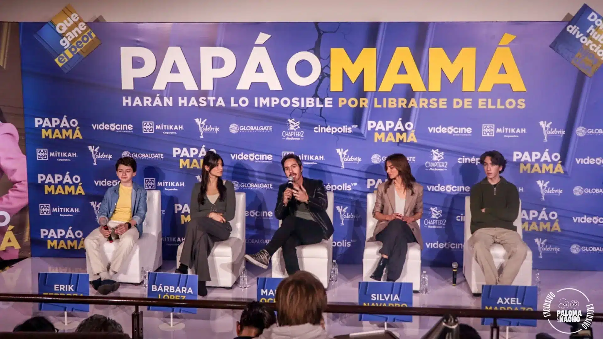 Conferencia de prensa Mamá o Papá