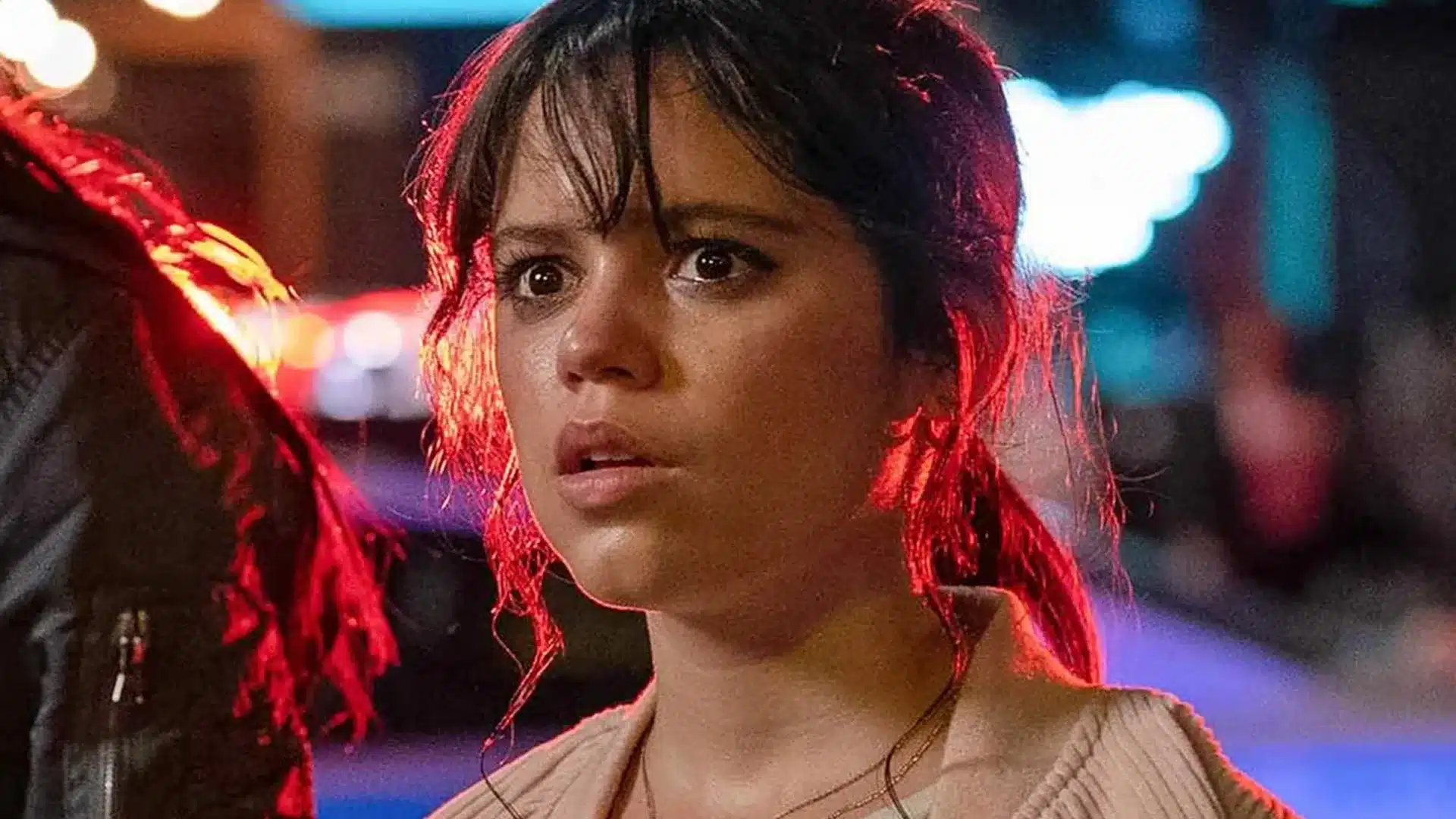 Jenna Ortega escena Scream 6