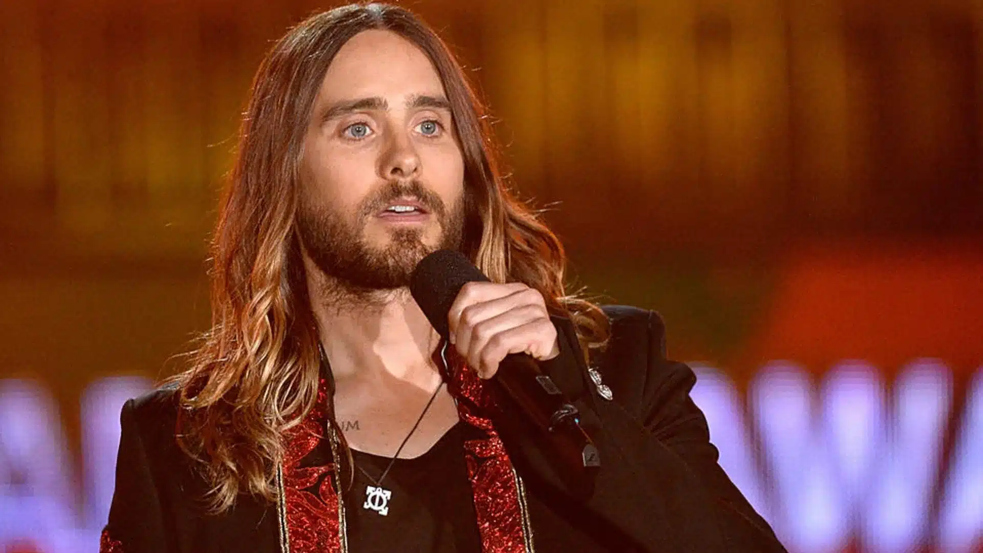 Con las emociones a tope y las interacciones de Jared Leto con su público, Thirty Seconds to Mars cerraron con broche de oro en uno de los escenarios del Corona Cero.