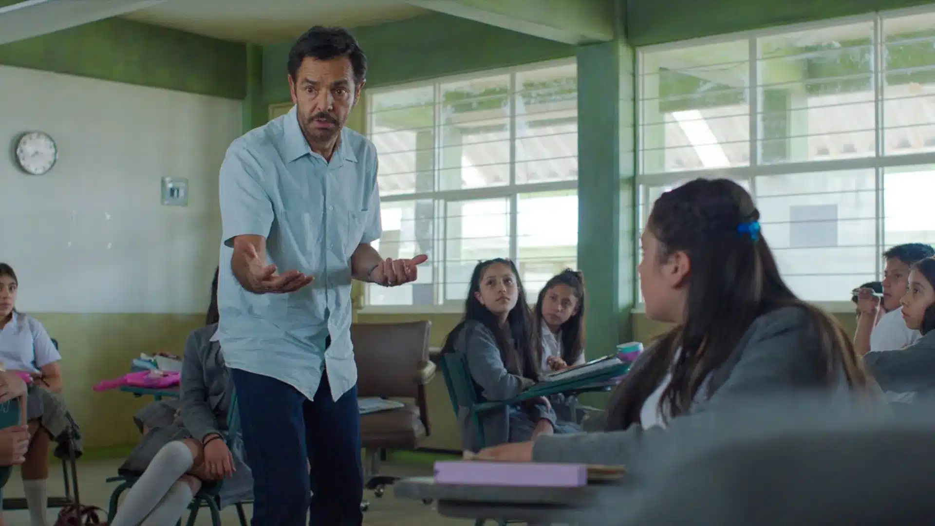 radical-de-eugenio-derbez-entra-al-top-10-global-de-taquilla