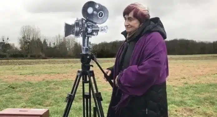 Agnés Varda dirigiendo