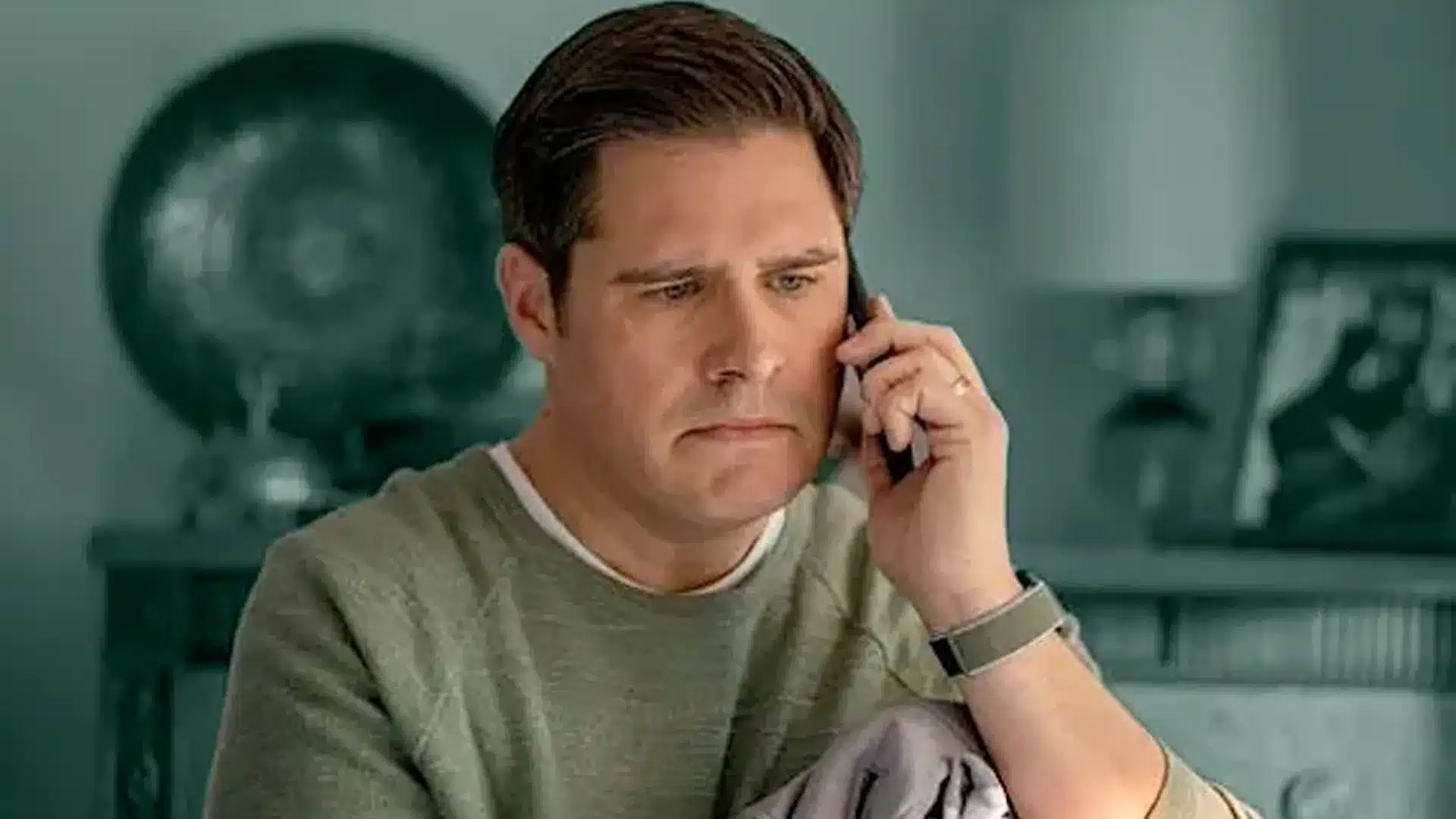 Rich Sommer escena película