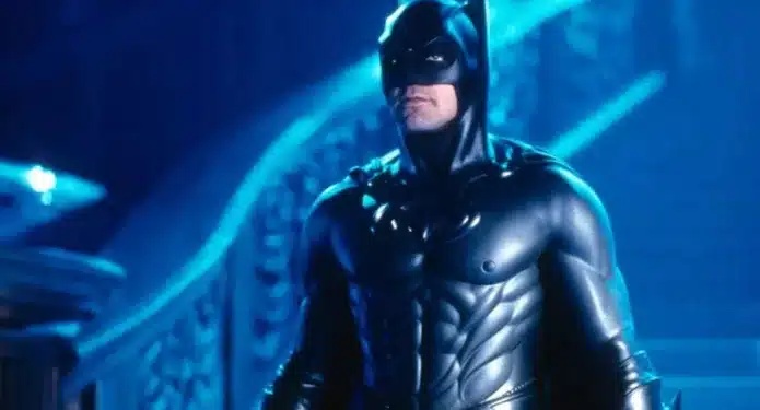 George Clooney Batman traje