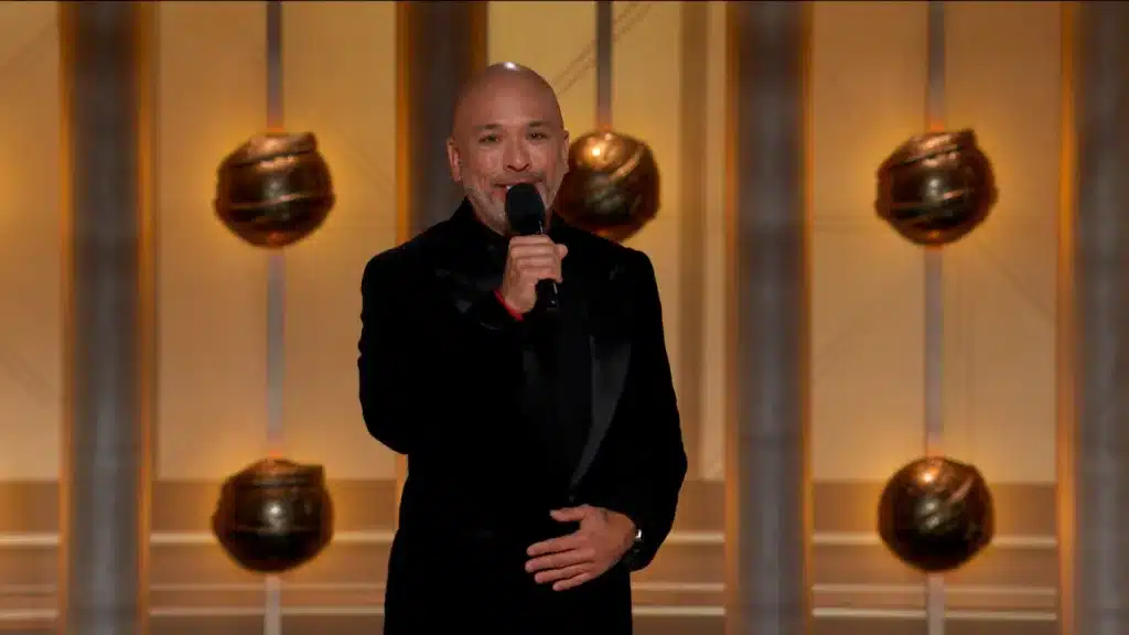 ¿Quién es Jo Koy, el polémico presentador de los Globos de Oro 2024?