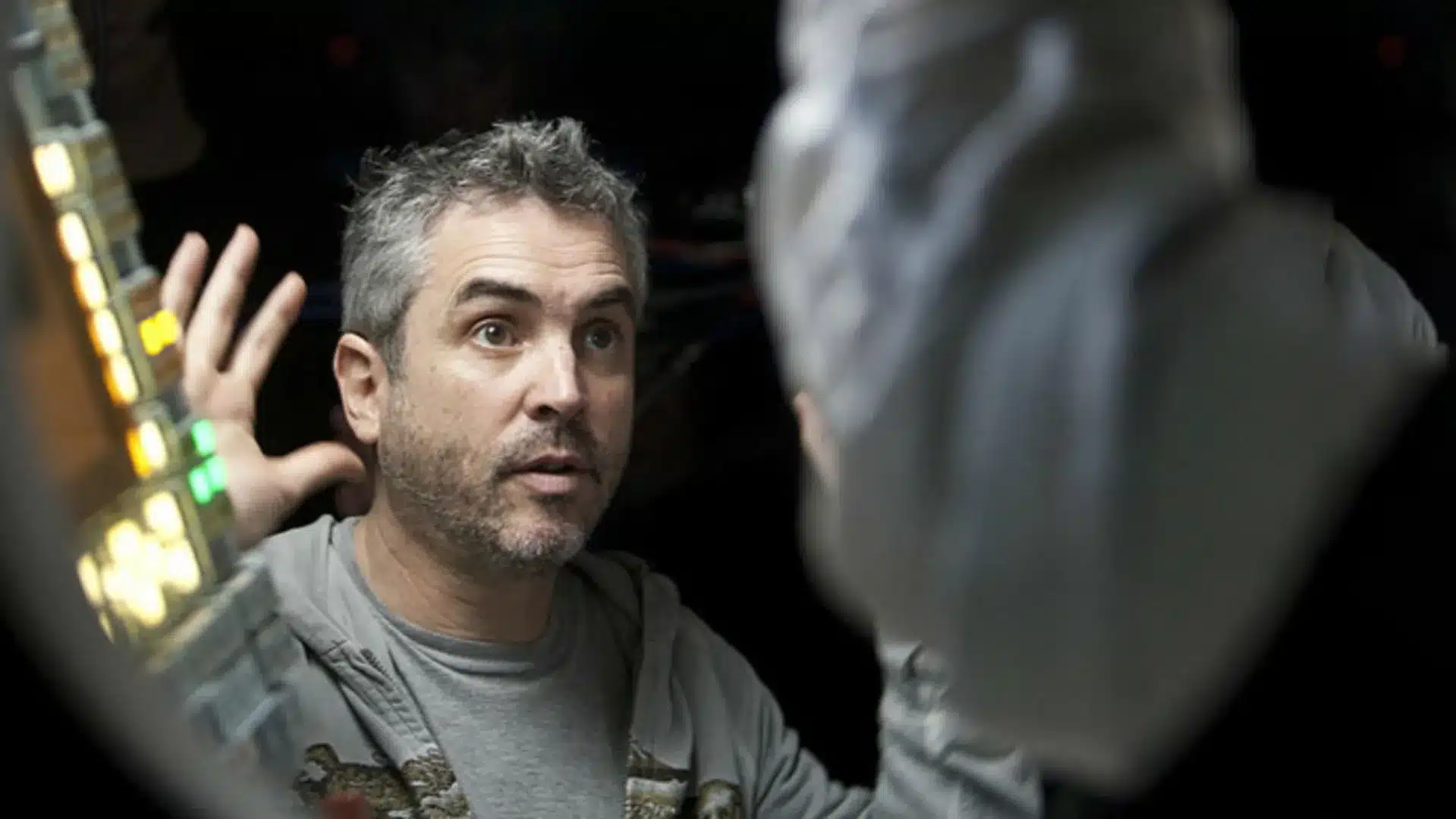 Alfonso Cuarón filmando película