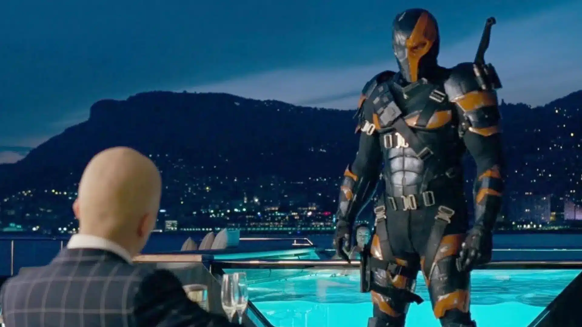 Deathstroke en Liga de la Justicia junto a Lex Luthor