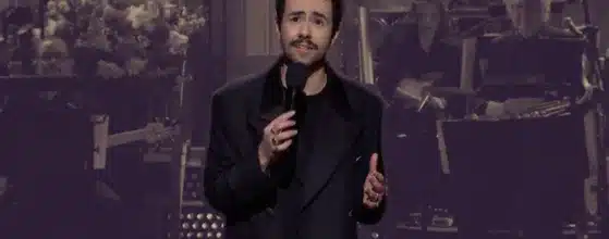Ramy Youssef pidió cese al fuego en Palestina en SNL
